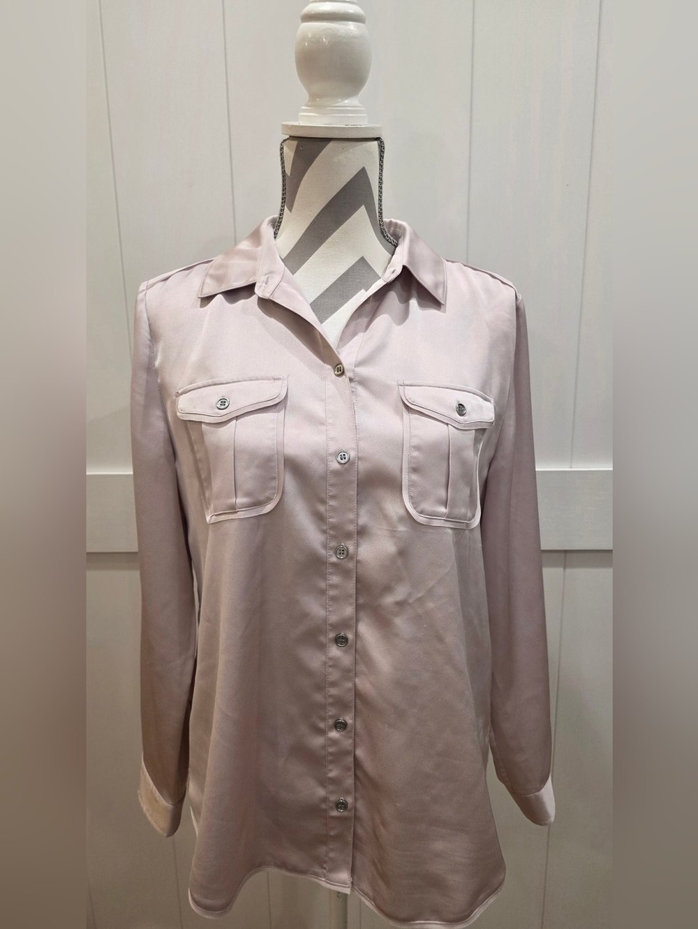 Chicos Women's Soft Pink Button- Up Blouse Size 1 - Item 149